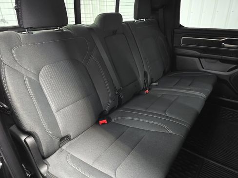 Used 2022 RAM 1500 Big Horn AWD/4WD image 16