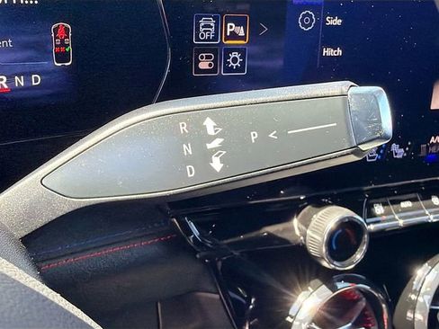 Used 2024 Chevrolet Blazer EV RS RWD image 17