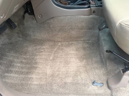 Used 2001 Toyota 4Runner SR5 image 8