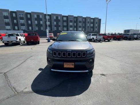 Used 2023 Jeep Compass Limited AWD/4WD image 3