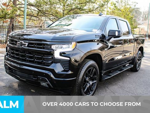 Used 2024 Chevrolet Silverado 1500 RST AWD/4WD image 3