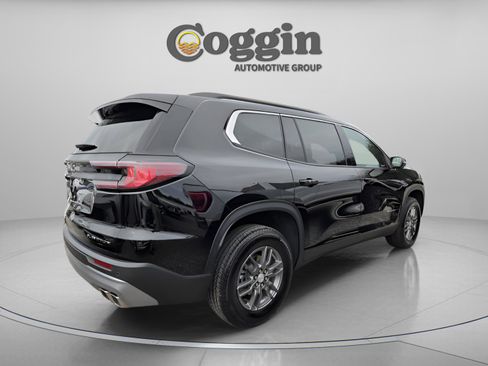 Used 2025 GMC Acadia Elevation image 9