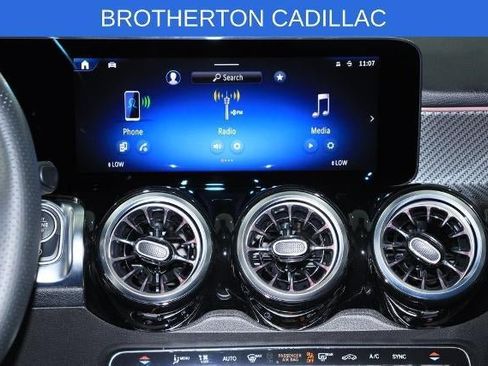 Used 2025 Mercedes-Benz GLB 35 AMG 4MATIC image 22