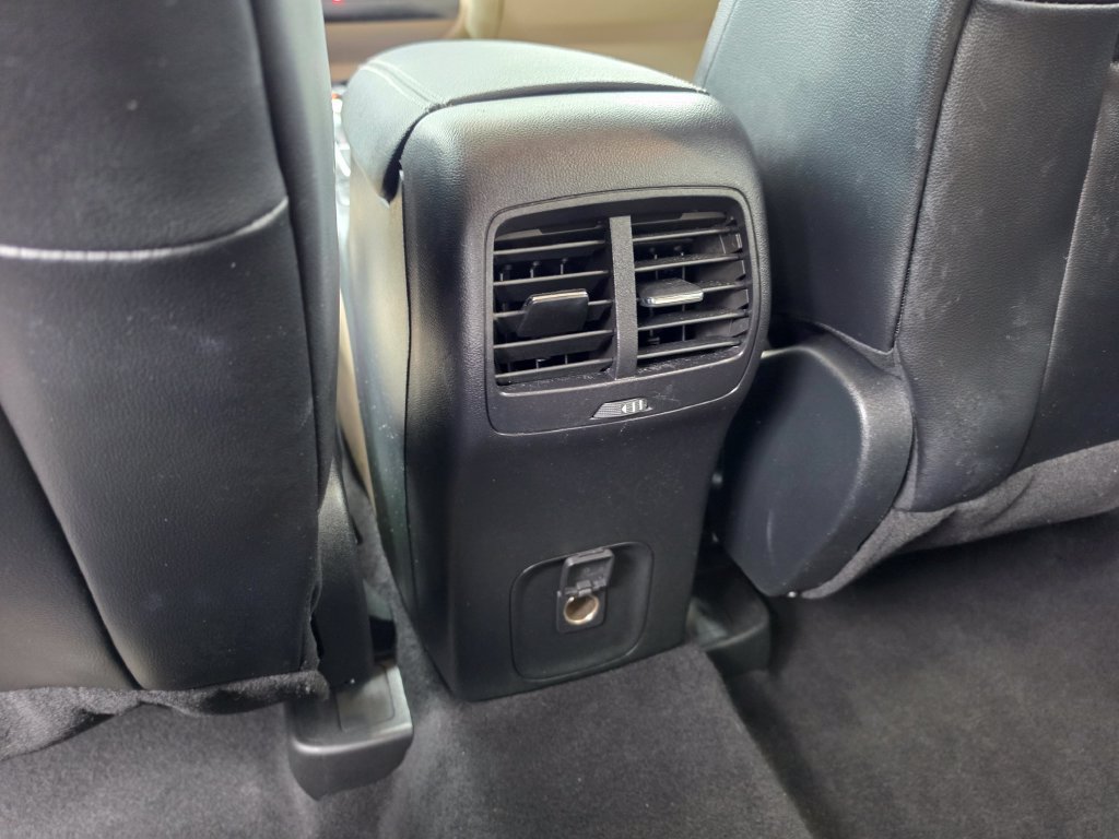 Used 2020 Ford Escape SEL FWD image 34