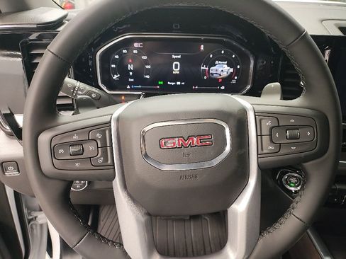 New 2026 GMC Sierra 1500 SLT AWD/4WD image 27