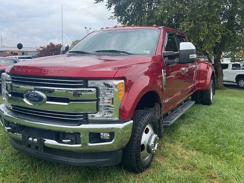 Used 2017 Ford F350 Lariat w/ Chrome Package AWD/4WD image 4