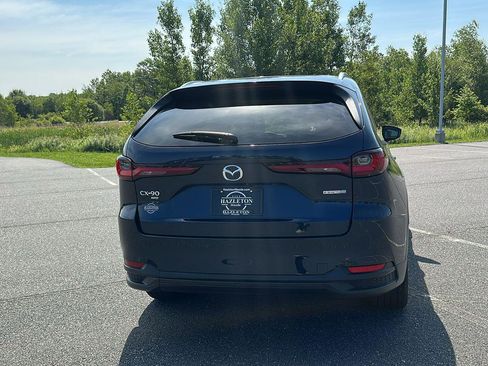 Used 2024 MAZDA CX-90 Plug-In Hybrid w/ Preferred image 8