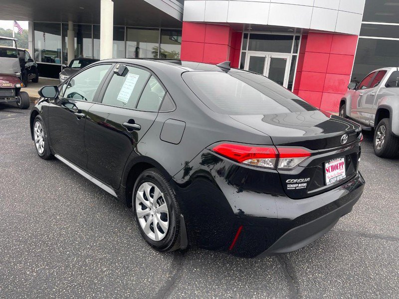 Used 2026 Toyota Corolla LE FWD image 4