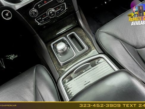 Used 2016 Chrysler 300 C RWD image 21