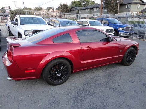 Used 2006 Ford Mustang GT Premium image 7