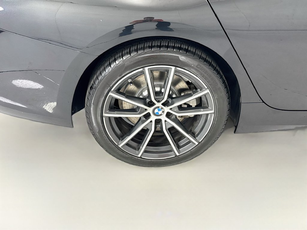 Certified 2019 BMW 330i Sedan w/ Driving Assistance Package RWD image 32