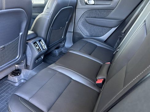 Used 2026 Volvo XC40 B5 Plus w/ Protection Package Premier AWD/4WD image 11
