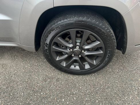 Used 2018 Jeep Grand Cherokee High Altitude RWD image 18