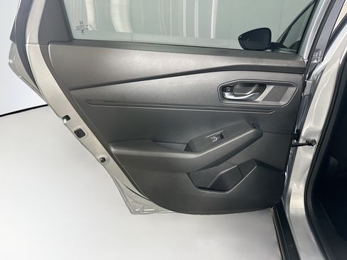 Used 2025 Honda Accord Sport image 27