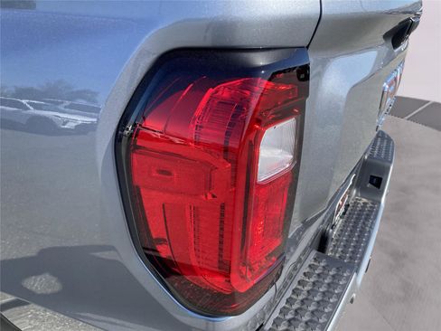 New 2026 GMC Canyon Elevation w/ Convenience Package image 11