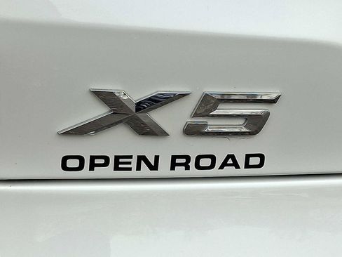 Certified 2024 BMW X5 xDrive40i w/ M Sport Package image 30