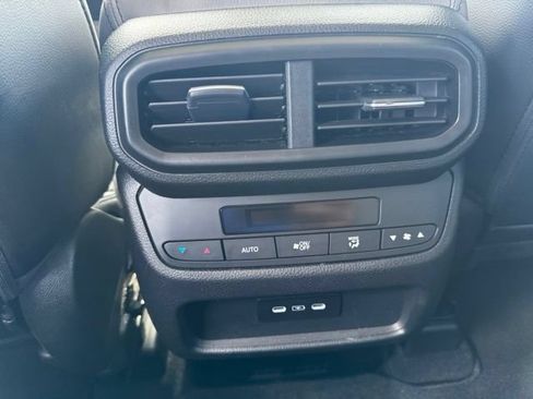 Used 2024 Honda Pilot EX-L image 13