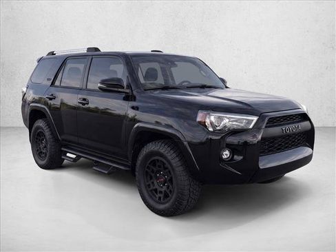 Used 2022 Toyota 4Runner SR5 RWD image 3