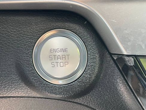 Certified 2023 Kia Telluride S w/ S Sunroof Package AWD/4WD image 33