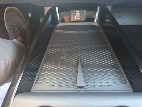 Certified 2025 Ford Mustang Mach-E Premium RWD image 35