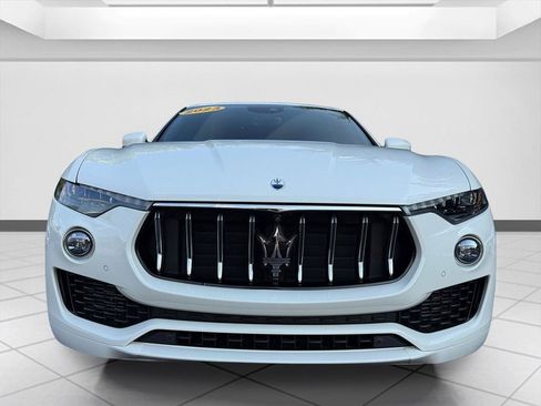 Used 2023 Maserati Levante GT AWD/4WD image 8