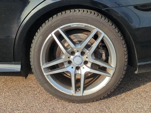 Used 2014 Mercedes-Benz E 550 4MATIC Sedan image 13