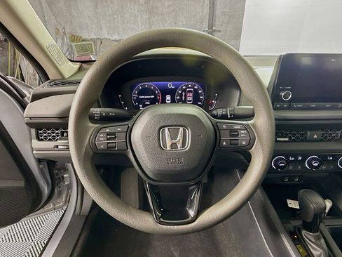 Certified 2023 Honda Accord EX image 10