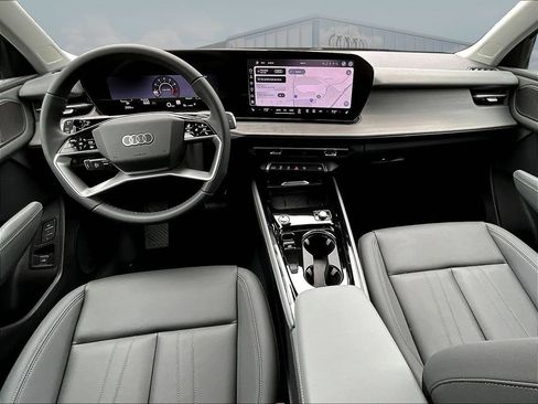 New 2026 Audi Q3 quattro 2.0T AWD/4WD image 5