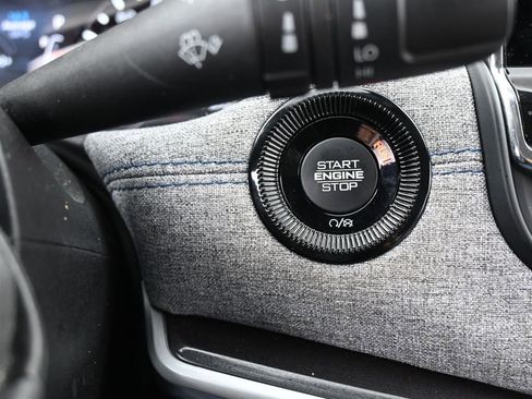 Used 2022 Jeep Compass Latitude w/ Sun and Sound Group image 28