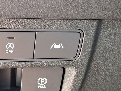 Used 2023 Hyundai Sonata SE FWD image 25