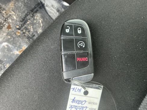 Used 2017 Jeep Renegade Latitude image 50