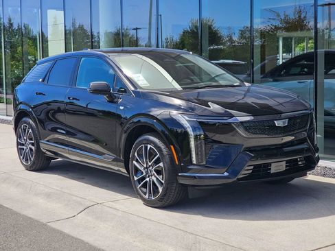New 2026 Cadillac Optiq Sport 2 AWD/4WD image 7