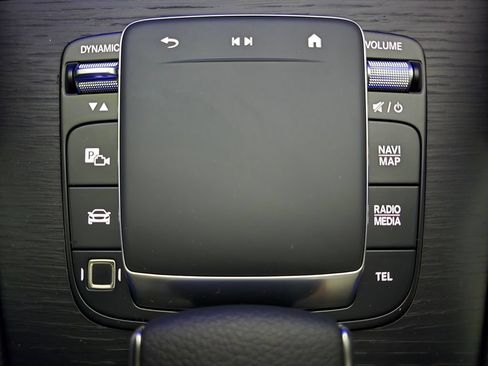 Used 2025 Mercedes-Benz GLE 450 4MATIC image 17