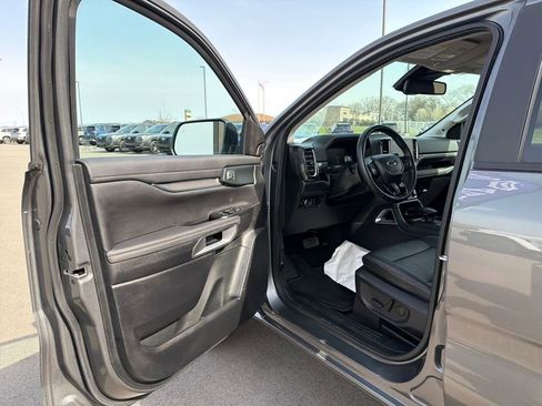 Used 2024 Ford Ranger Lariat w/ Trailer Tow Package image 13