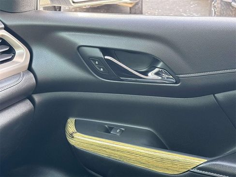 Used 2019 GMC Acadia Denali image 31