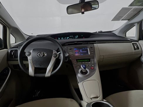 Used 2015 Toyota Prius Two image 30