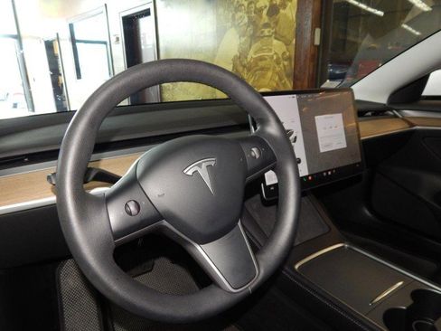 Used 2022 Tesla Model 3 Long Range image 14