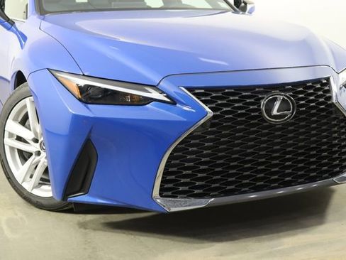 Used 2024 Lexus IS 300 w/ Comfort Package RWD image 41