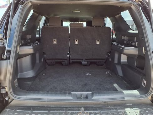 Certified 2025 Toyota 4Runner SR5 image 8