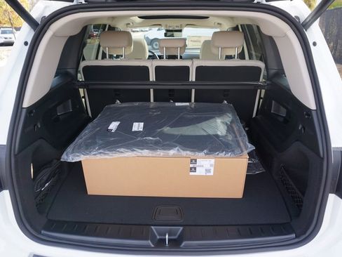 New 2026 Mercedes-Benz GLB 250 image 18