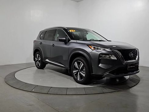 Certified 2023 Nissan Rogue SL w/ SL Premium Package AWD/4WD image 9