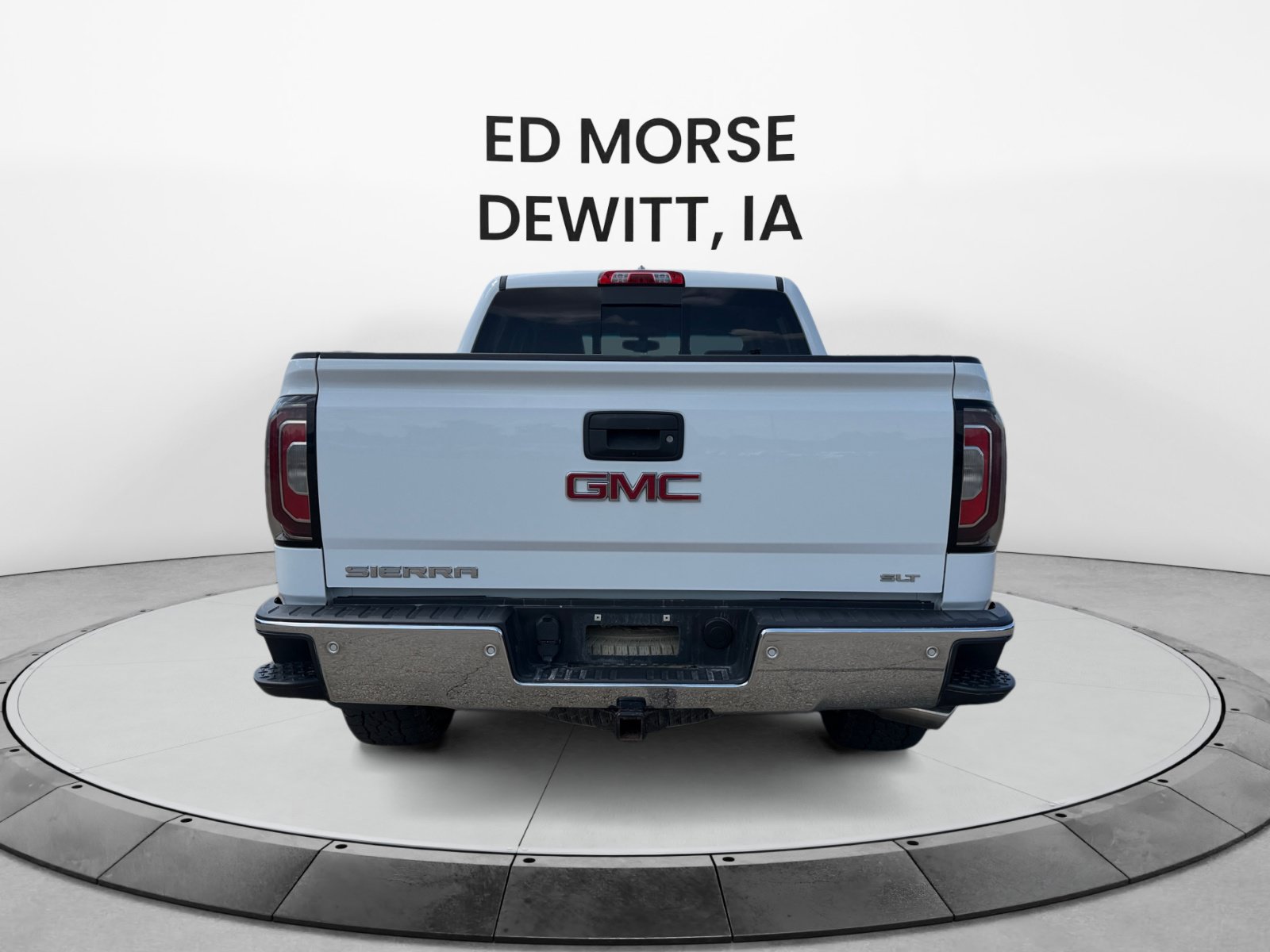 Used 2018 GMC Sierra 1500 SLT w/ SLT Premium Package AWD/4WD image 4