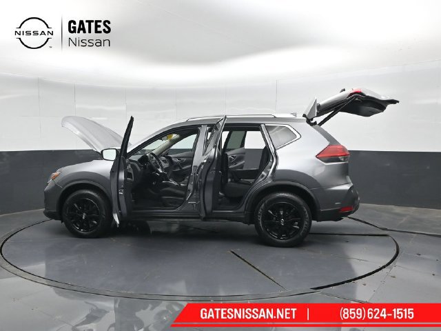 Used 2018 Nissan Rogue SV AWD/4WD image 55