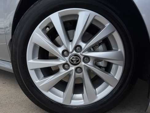 Used 2024 Toyota Camry LE w/ Convenience Package FWD image 8