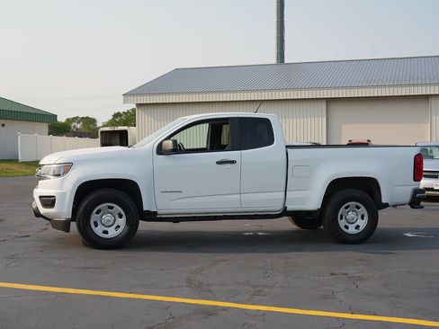 Used 2018 Chevrolet Colorado W/T w/ WT Convenience Package RWD image 6
