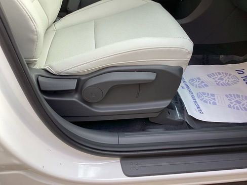 New 2026 Hyundai Santa Fe SEL w/ Tow & Go Package AWD/4WD image 19