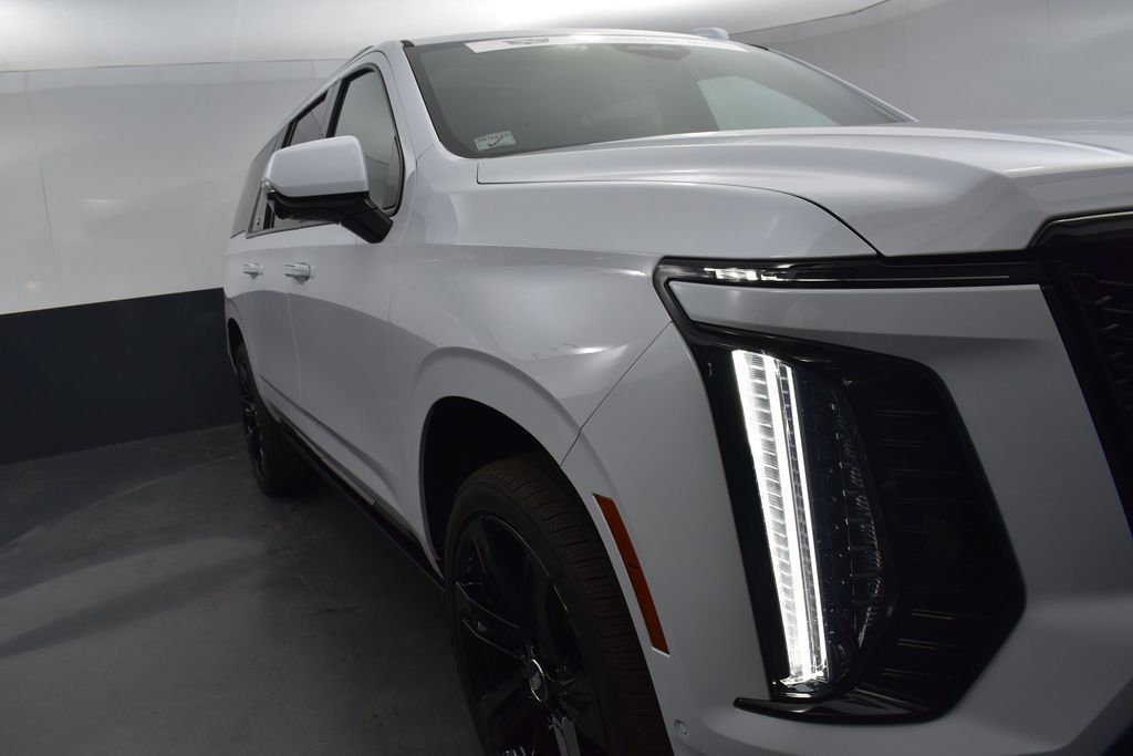 Certified 2026 Cadillac Escalade ESV Sport w/ Touring Package AWD/4WD image 43