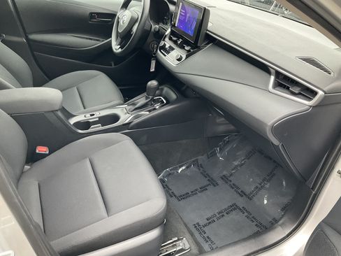 Used 2024 Toyota Corolla LE FWD image 25