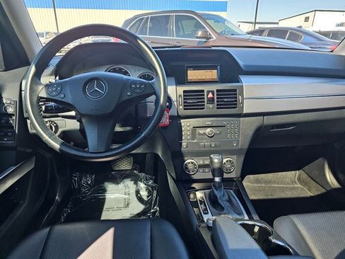 Used 2010 Mercedes-Benz GLK 350 4MATIC image 17