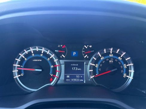 Used 2017 Toyota 4Runner SR5 Premium image 23